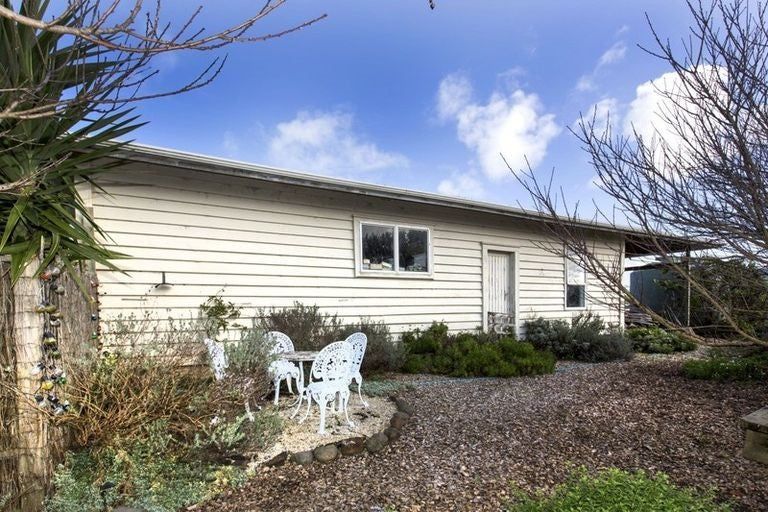 Photo of property in 176 Waitapu Road, Aranga, Dargaville, 0376