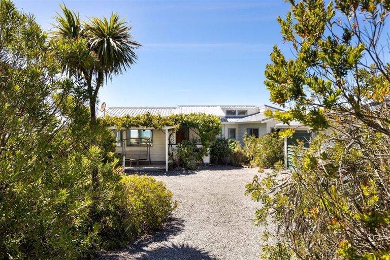 Photo of property in 64 Rarangi Beach Road, Rarangi, Blenheim, 7273