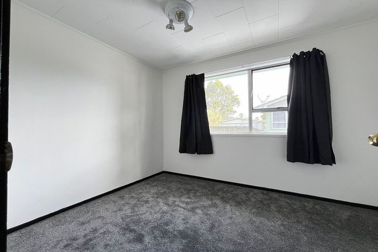 Photo of property in 13 Ulay Place, Clover Park, Auckland, 2019