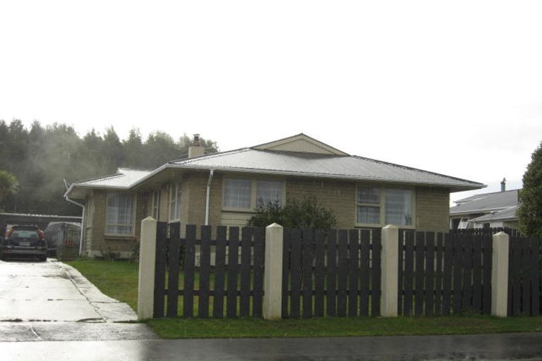 Photo of property in 8 Farrar Street, Heidelberg, Invercargill, 9812