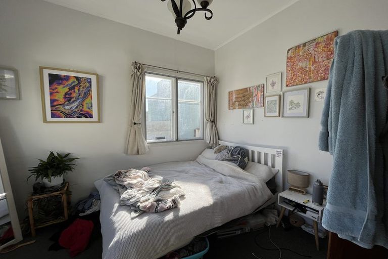 Photo of property in 7 Fallowfield Avenue, Mount Victoria, Wellington, 6011