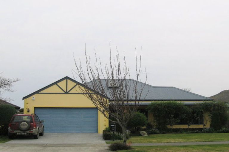 Photo of property in 13 Kensington Drive, Taradale, Napier, 4112