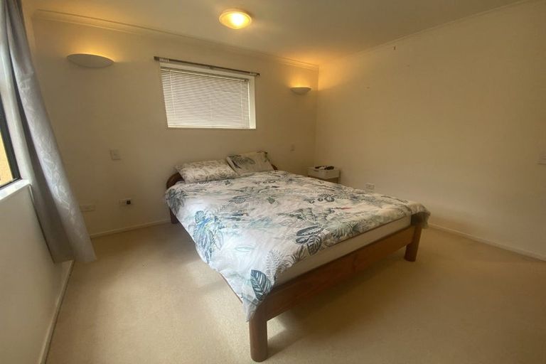 Photo of property in 25 Ballantrae Place, Thorndon, Wellington, 6011