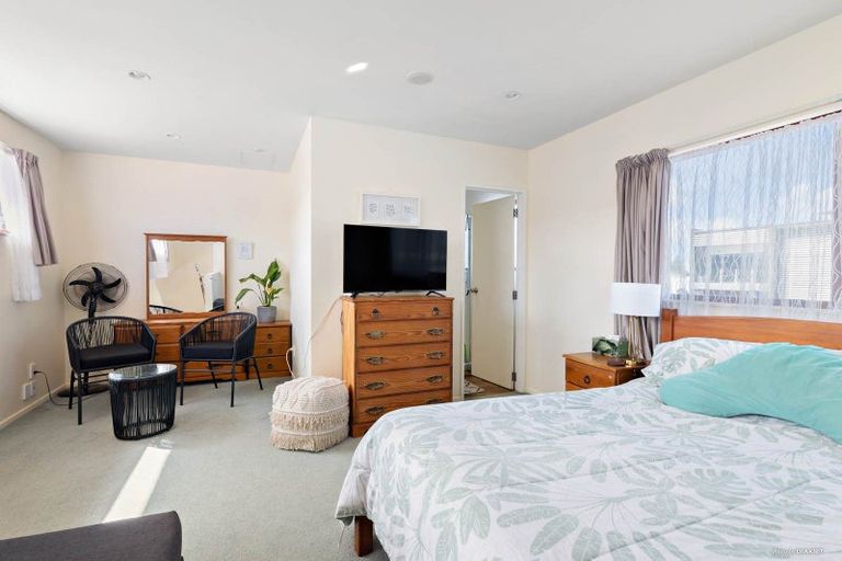 Photo of property in 33b Florence Avenue, Orewa, 0931