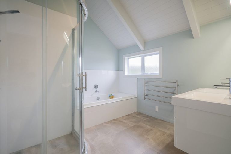 Photo of property in 105 Given Avenue, Whangamata, 3620