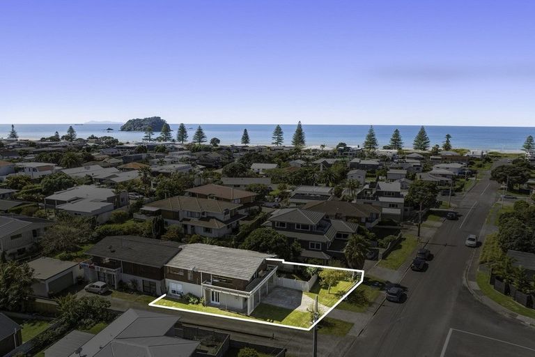 Photo of property in 8 Sutherland Avenue, Mount Maunganui, 3116