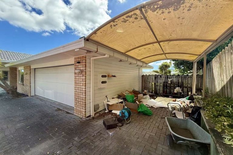 Photo of property in 164 Millhouse Drive, Golflands, Auckland, 2013