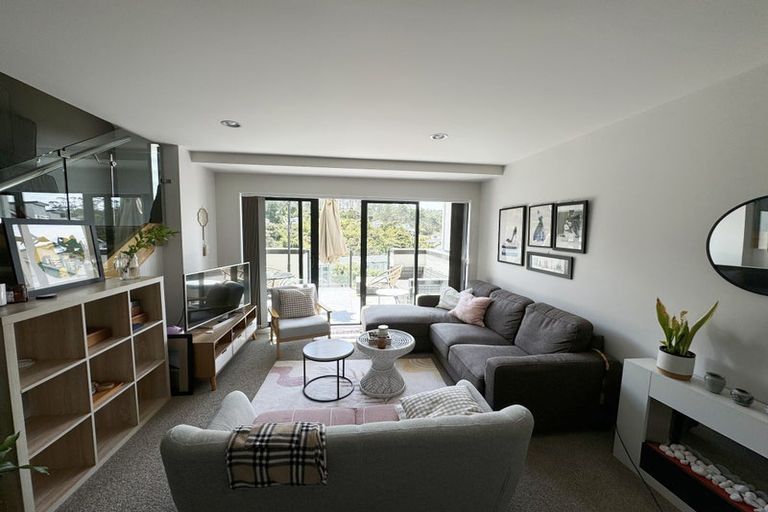 Photo of property in 4 Mangrove Lane, Albany Heights, Auckland, 0632