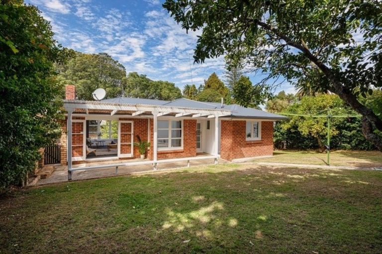 Photo of property in 55 Alberton Avenue, Mount Albert, Auckland, 1025