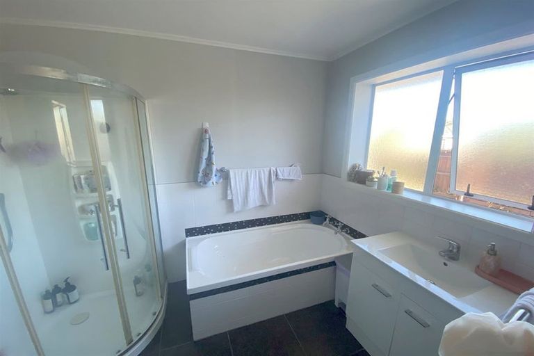 Photo of property in 8 Farrington Avenue, Bishopdale, Christchurch, 8053