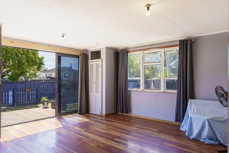 Photo of property in 27 Tasman Street, Havelock North, 4130