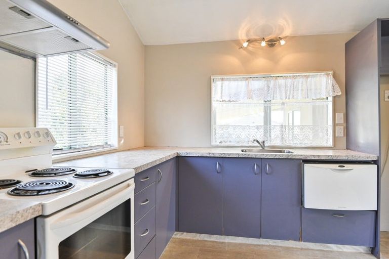 Photo of property in 1024 Hood Street, Mayfair, Hastings, 4122