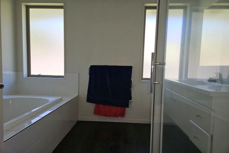 Photo of property in 11 Highview Drive, Wakatu, Nelson, 7011