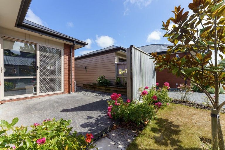 Photo of property in 45 Streamside Court, Woolston, Christchurch, 8062