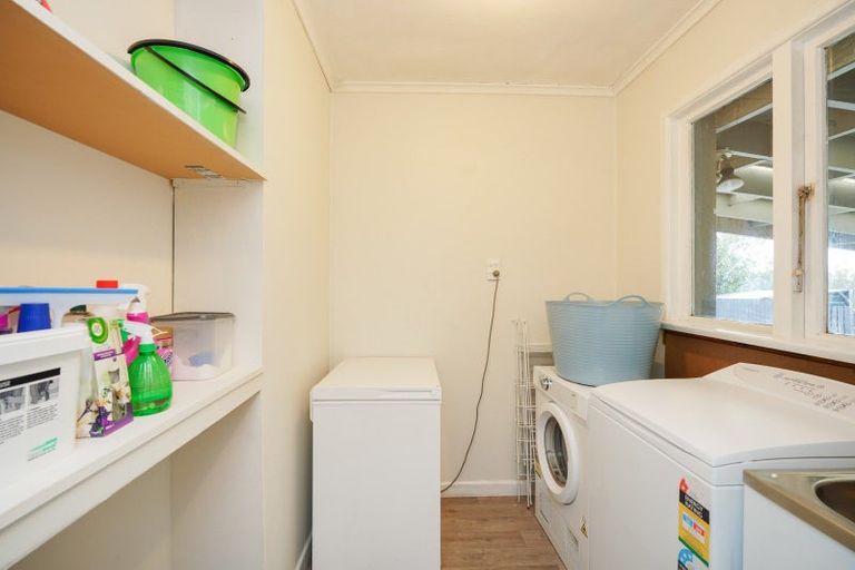 Photo of property in 106 Dunlop Street, Wallacetown, 9816