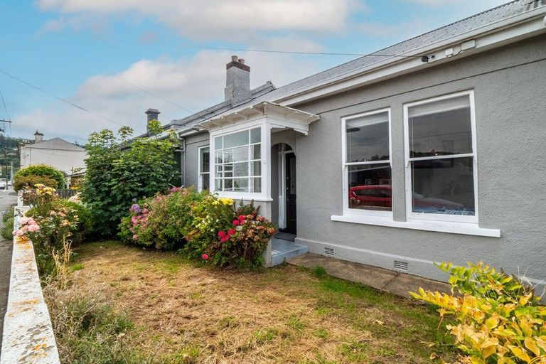 Photo of property in 61 Fitzroy Street, Caversham, Dunedin, 9012