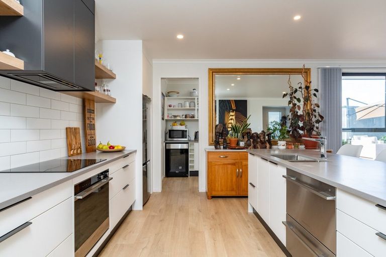 Photo of property in 62 Stace Hopper Drive, One Tree Point, 0118