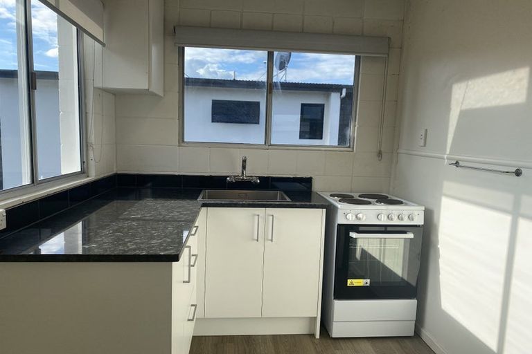 Photo of property in 2/21 Edgecumbe Street, Whitiora, Hamilton, 3200