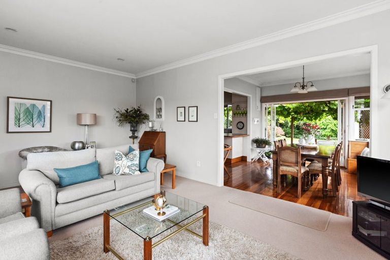 Photo of property in 153 Gloucester Street, Taradale, Napier, 4112