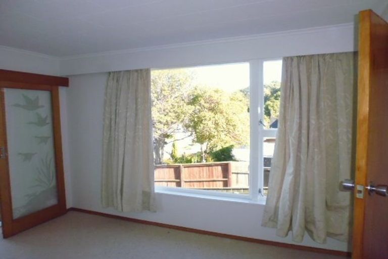 Photo of property in 21 Magnolia Grove, Maungaraki, Lower Hutt, 5010
