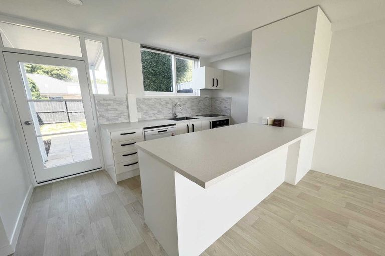 Photo of property in 2/35 Craven Street, Sockburn, Christchurch, 8042