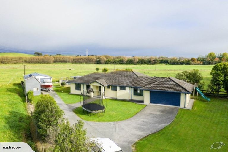 Photo of property in 2356 State Highway 1, Mata, Whangarei, 0171