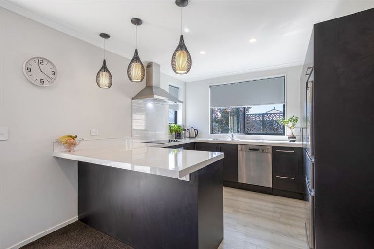 Photo of property in 106 Haymakers Crescent, Rolleston, 7614