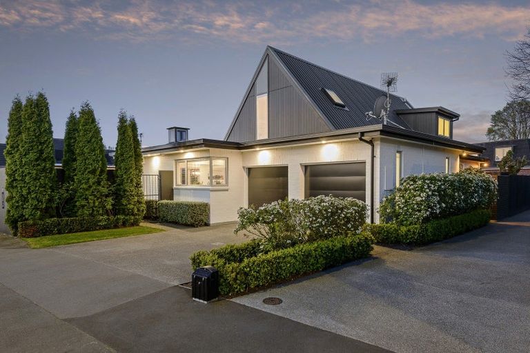 Photo of property in 56 Fendalton Road, Fendalton, Christchurch, 8014
