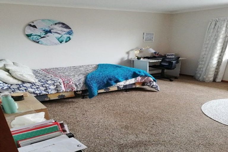 Photo of property in 90 Halberg Street, Dallington, Christchurch, 8061