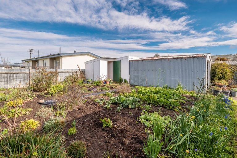 Photo of property in 20 Rugby Street, Waimate, 7924