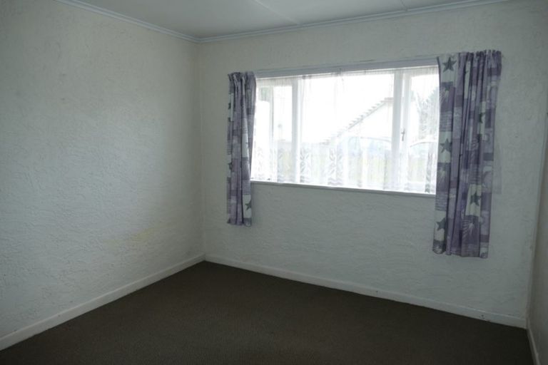 Photo of property in 6 Clare Place, Favona, Auckland, 2024