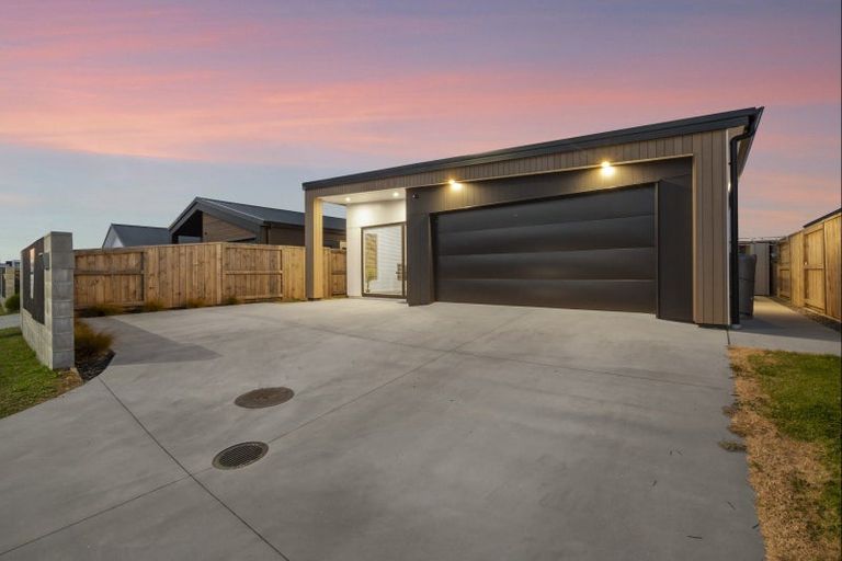 Photo of property in 267 Te Okuroa Drive, Papamoa, 3118