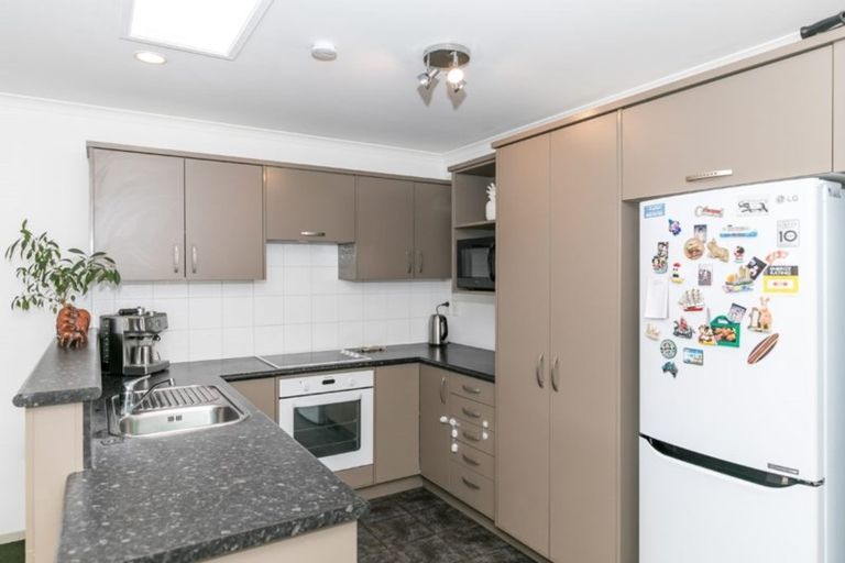 Photo of property in 4/201 Massey Street, Frankton, Hamilton, 3204