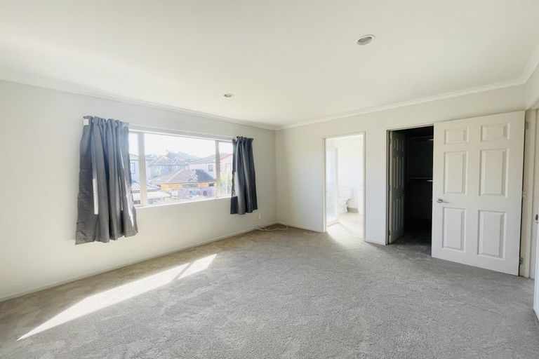 Photo of property in 3 Dione Place, Flat Bush, Auckland, 2016