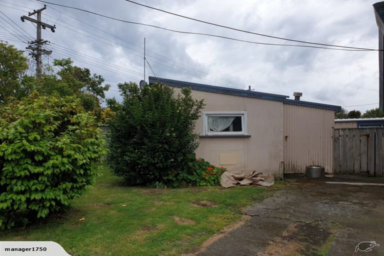 Photo of property in 64 Tawa Street, Gonville, Whanganui, 4501