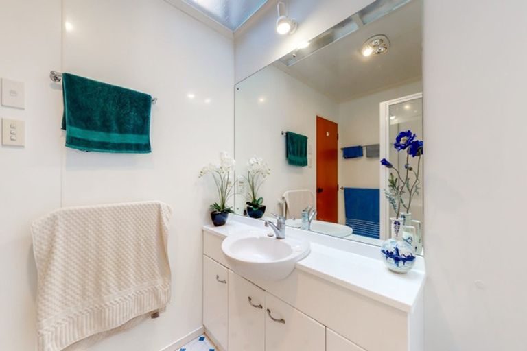 Photo of property in 70a Kings Crescent, Hutt Central, Lower Hutt, 5010