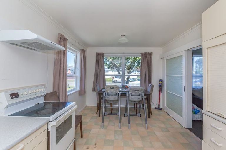 Photo of property in 21 Cornwall Street, Levin, 5510