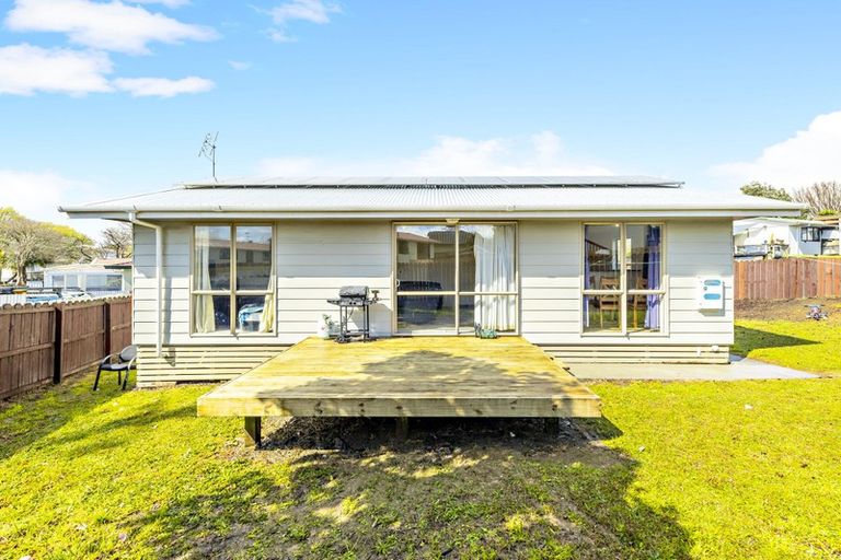 Photo of property in 1/16 Nearco Street, Randwick Park, Auckland, 2105