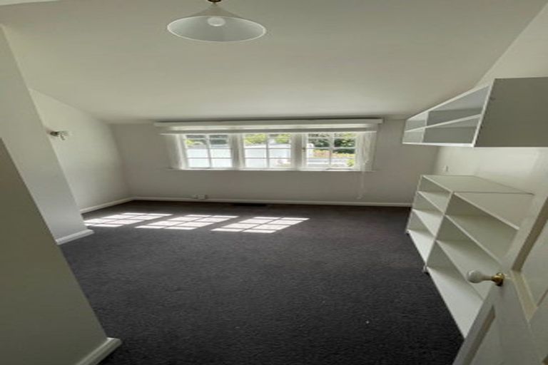 Photo of property in 66 Simla Crescent, Khandallah, Wellington, 6035