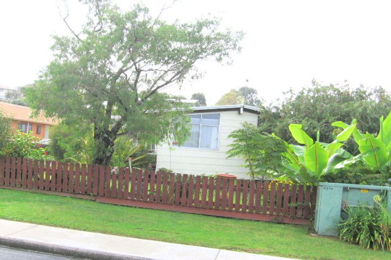 Photo of property in 5a Eagle Place, Red Beach, 0932