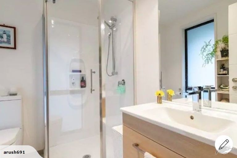 Photo of property in 272 Ballintoy Park Drive, Welcome Bay, Tauranga, 3175