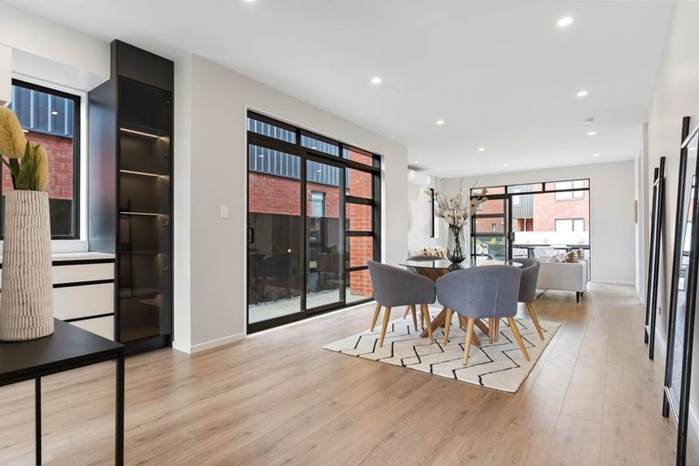 Photo of property in 19 Sioux Road, Hobsonville, Auckland, 0616