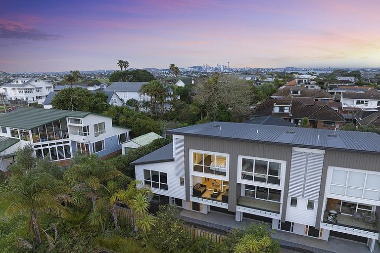 Photo of property in 6/4 Jutland Road, Hauraki, Auckland, 0622