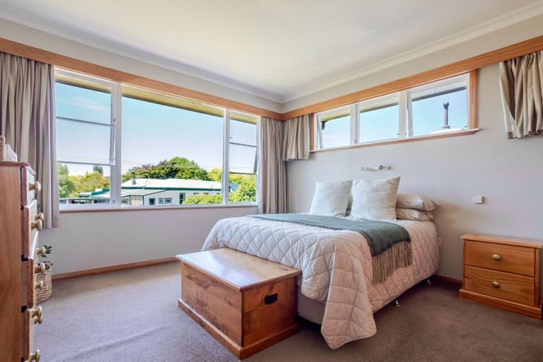 Photo of property in 5 Chamberlain Street, Dannevirke, 4930