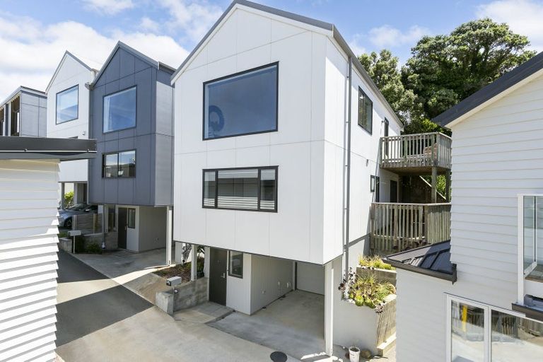 Photo of property in 14/104 Maupuia Road, Maupuia, Wellington, 6022