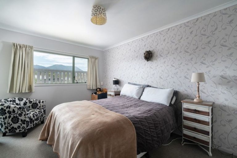 Photo of property in 101 Tamatea Road, Taupo, 3330