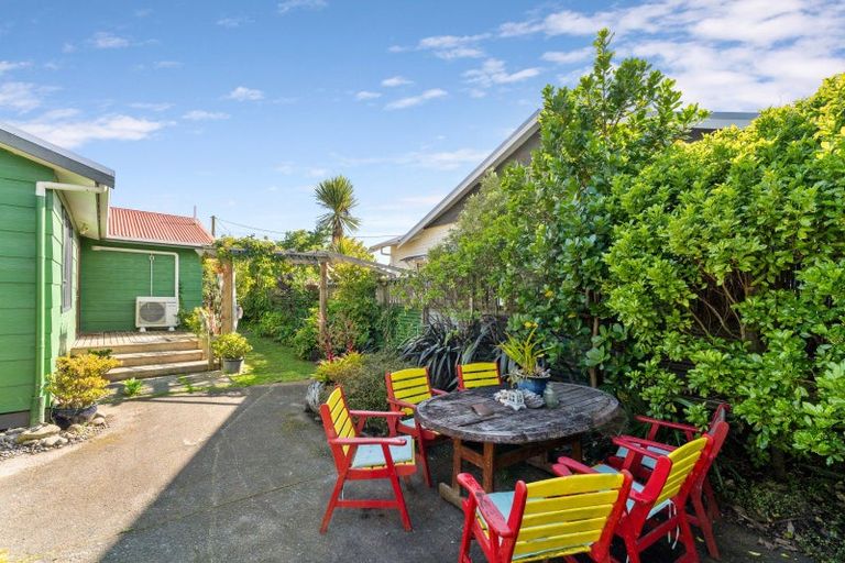 Photo of property in 215 Rangiuru Road, Otaki, 5512