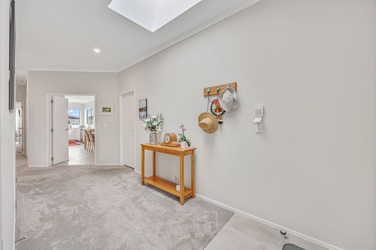 Photo of property in 6 Kainga Lane, Whenuapai, Auckland, 0618