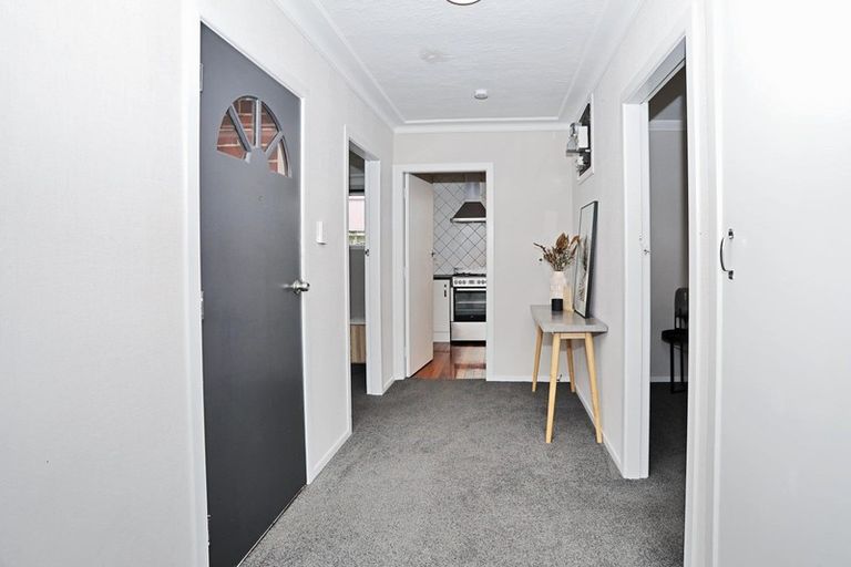 Photo of property in 52 Highfield Terrace, Newfield, Invercargill, 9812