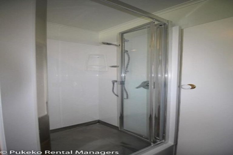 Photo of property in 19 Lynmore Drive, Hillpark, Auckland, 2102